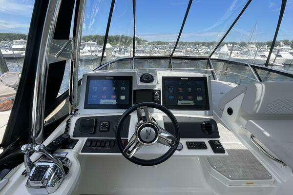 Sea Ray L59 Fly Yacht For Sale