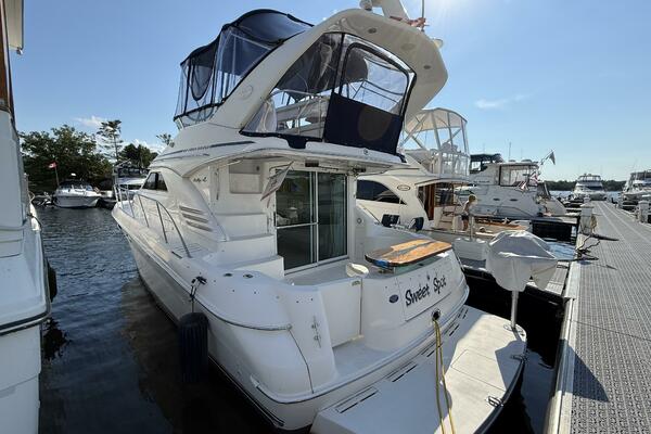 Sweet Spot 40ft Sea Ray Yacht For Sale