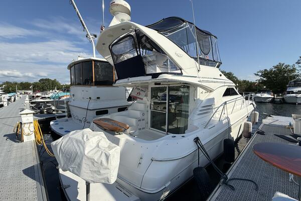 Sweet Spot 40ft Sea Ray Yacht For Sale