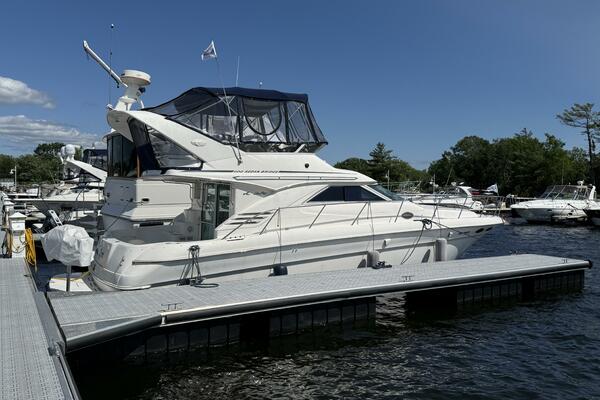 Sweet Spot 40ft Sea Ray Yacht For Sale