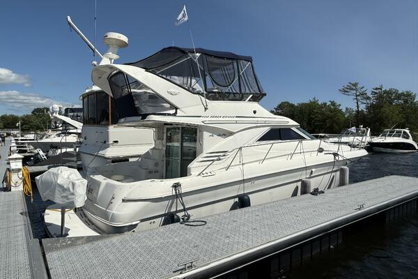 Sweet Spot 40ft Sea Ray Yacht For Sale