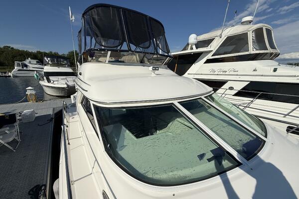 Sweet Spot 40ft Sea Ray Yacht For Sale