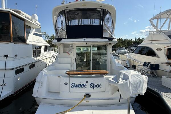 Sweet Spot 40ft Sea Ray Yacht For Sale