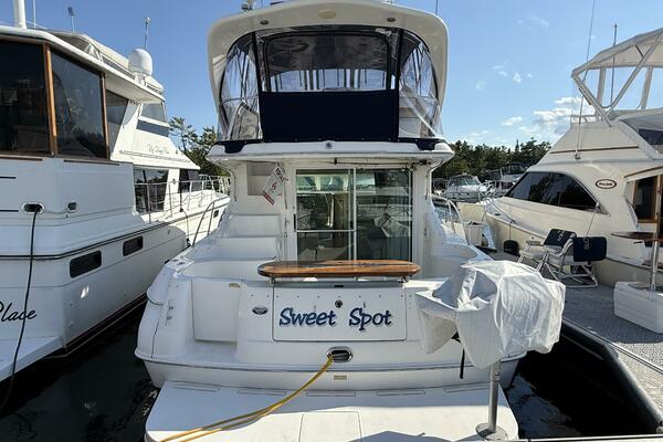 Sweet Spot 40ft Sea Ray Yacht For Sale