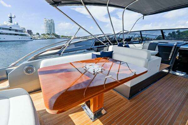 Riva 56 RIVALE Yacht For Sale