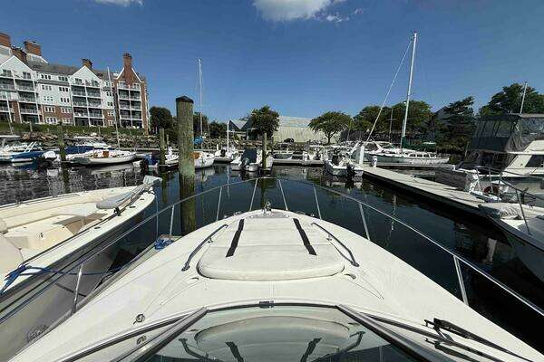 Photo of the 2013 Monterey 280 SCR