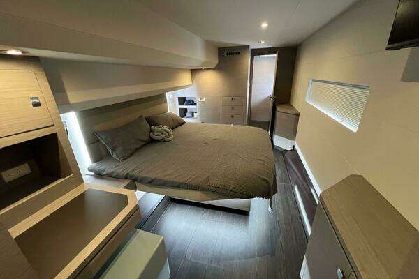 Fountaine Pajot MY6 Yacht For Sale