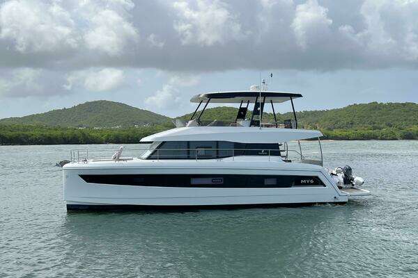 2024 Fountaine Pajot 44