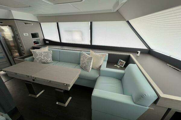 Fountaine Pajot MY6 Yacht For Sale