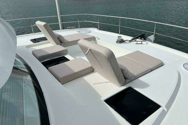 Fountaine Pajot MY6 Yacht For Sale