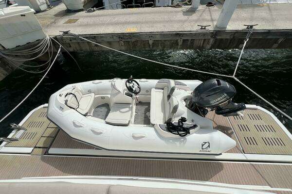 Fountaine Pajot MY6 Yacht For Sale
