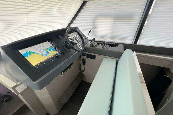 Fountaine Pajot MY6 Yacht For Sale