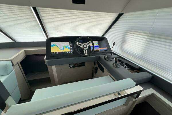 Fountaine Pajot MY6 Yacht For Sale