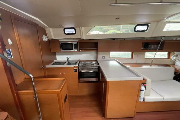 Serenity 46ft Beneteau Yacht For Sale