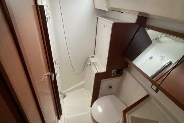 Serenity 46ft Beneteau Yacht For Sale