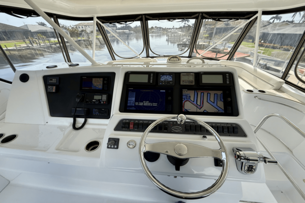 Silverton 50 CONVERTIBLE Yacht For Sale