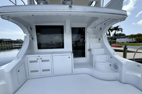 Silverton 50 CONVERTIBLE Yacht For Sale