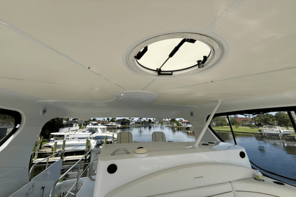 Silverton 50 CONVERTIBLE Yacht For Sale