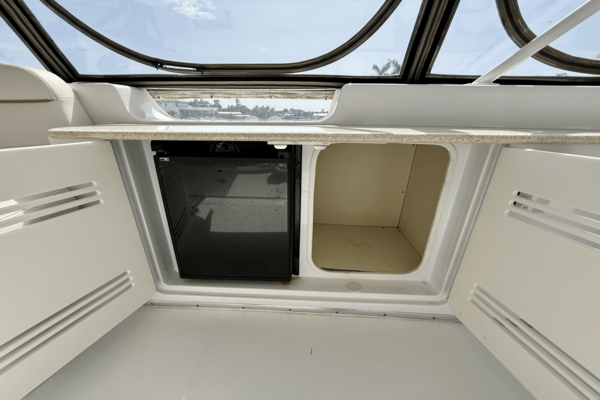 Silverton 50 CONVERTIBLE Yacht For Sale