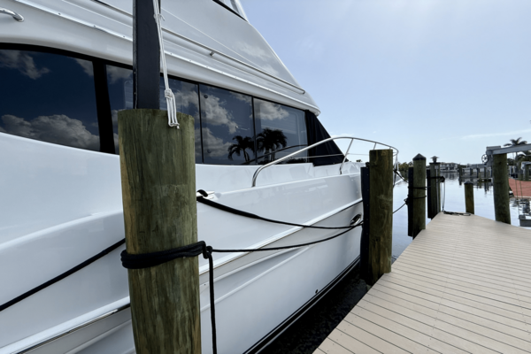 Silverton 50 CONVERTIBLE Yacht For Sale