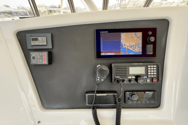 Silverton 50 CONVERTIBLE Yacht For Sale