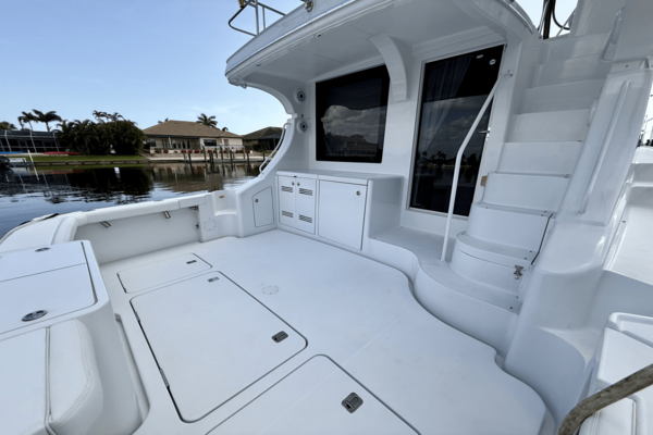 Silverton 50 CONVERTIBLE Yacht For Sale