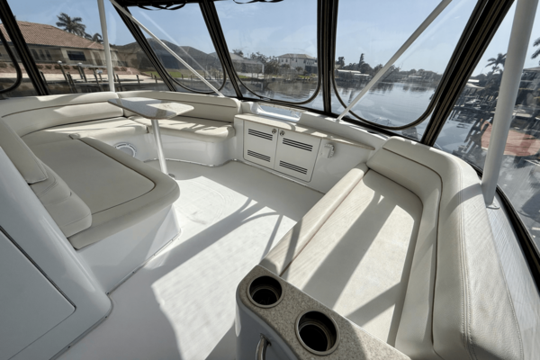 Silverton 50 CONVERTIBLE Yacht For Sale