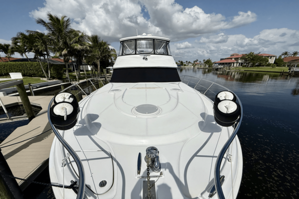 Silverton 50 CONVERTIBLE Yacht For Sale