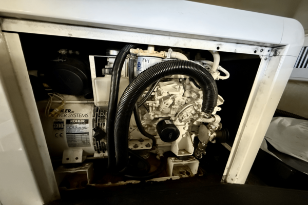 Silverton 50 CONVERTIBLE Yacht For Sale