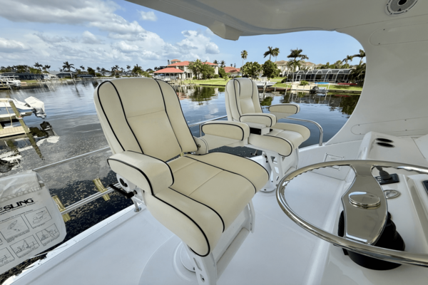Silverton 50 CONVERTIBLE Yacht For Sale