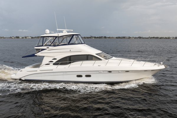 SEA RAY - 550 Sedan Bridge