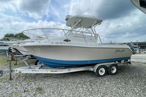 23-ft-Polar-2007-2300 Walkaround-OFFLINE Saint Clair Shores Michigan United States  yacht for sale