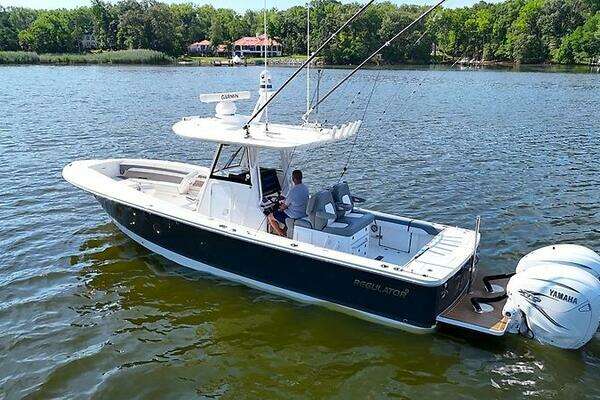 Regulator 31 Yacht For Sale