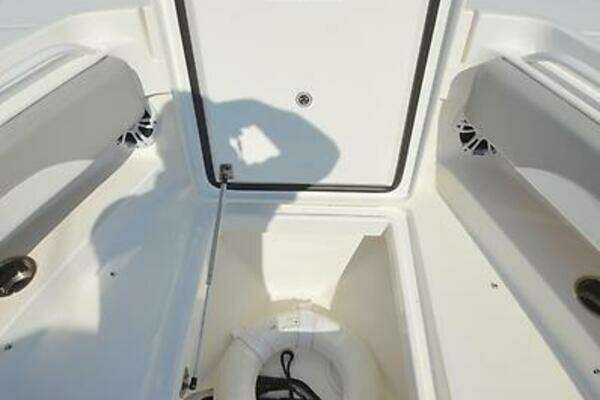 Regulator 31 Yacht For Sale