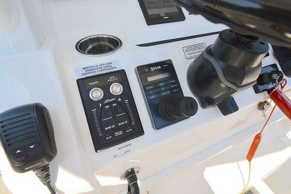 Regulator 31 Yacht For Sale