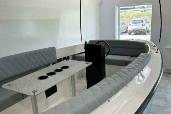 Photo of the 2023 Vision Fantail 217