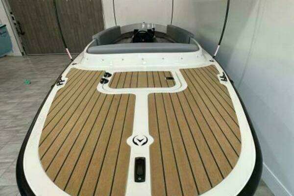 Photo of the 2023 Vision Fantail 217