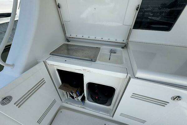 Silverton 48 Convertible Yacht For Sale