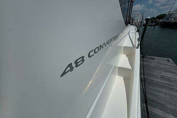 Silverton 48 Convertible Yacht For Sale