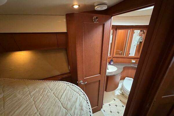 Silverton 48 Convertible Yacht For Sale