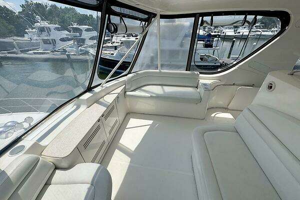 Silverton 48 Convertible Yacht For Sale