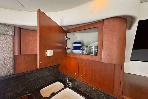 Silverton 48 Convertible Yacht For Sale