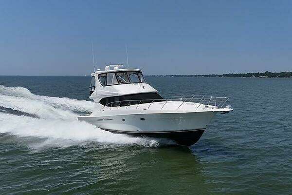 Silverton 48 Convertible Yacht For Sale