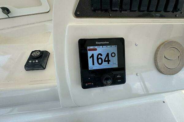 Silverton 48 Convertible Yacht For Sale