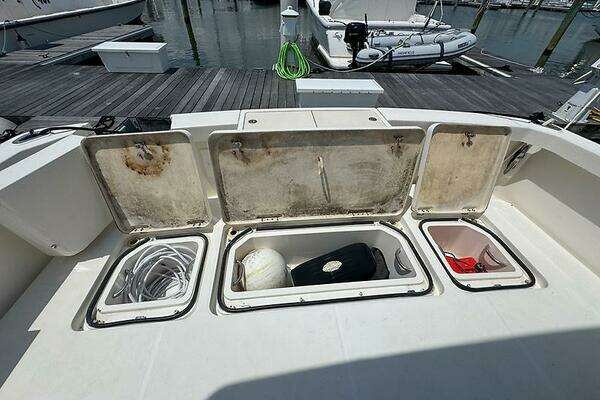 Silverton 48 Convertible Yacht For Sale