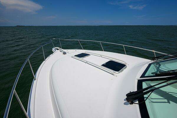 Pursuit 385 Offshore Yacht For Sale