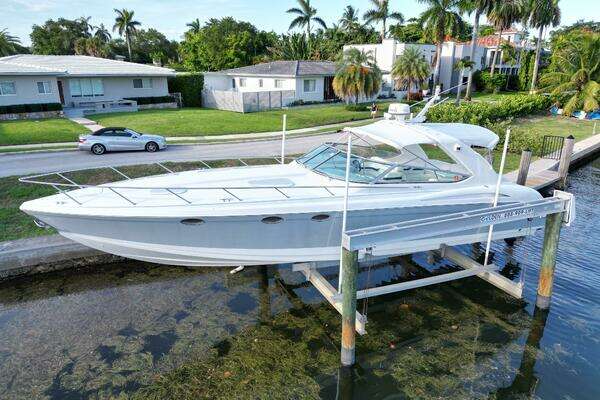 Photo of the 1999 Formula 400 Super Sport "Tony Montana"