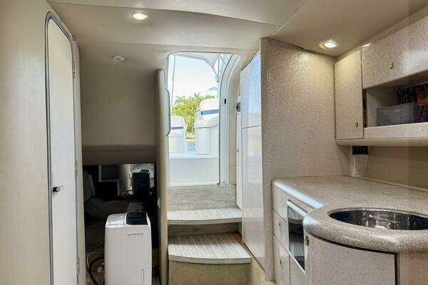 Photo of the 1999 Formula 400 Super Sport "Tony Montana"