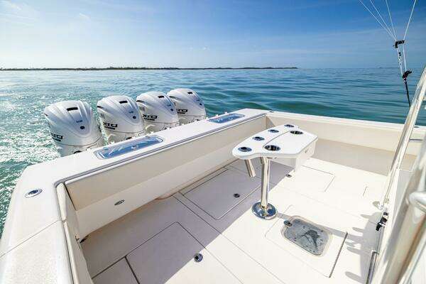 Contender 44 ST Yacht For Sale