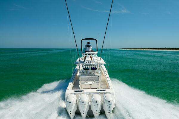Contender 44 ST Yacht For Sale